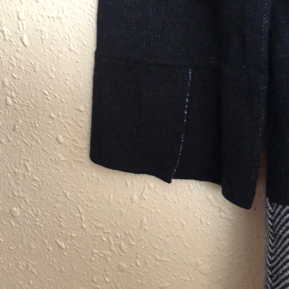 Black Label by Evan Picone Sweater - Picture 9 of 10